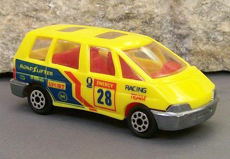 1991RenaultEspace-yellow-Majo.jpg