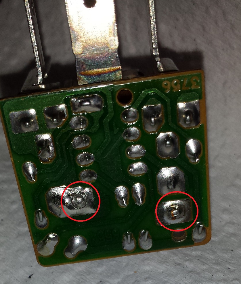 Спукани спойки