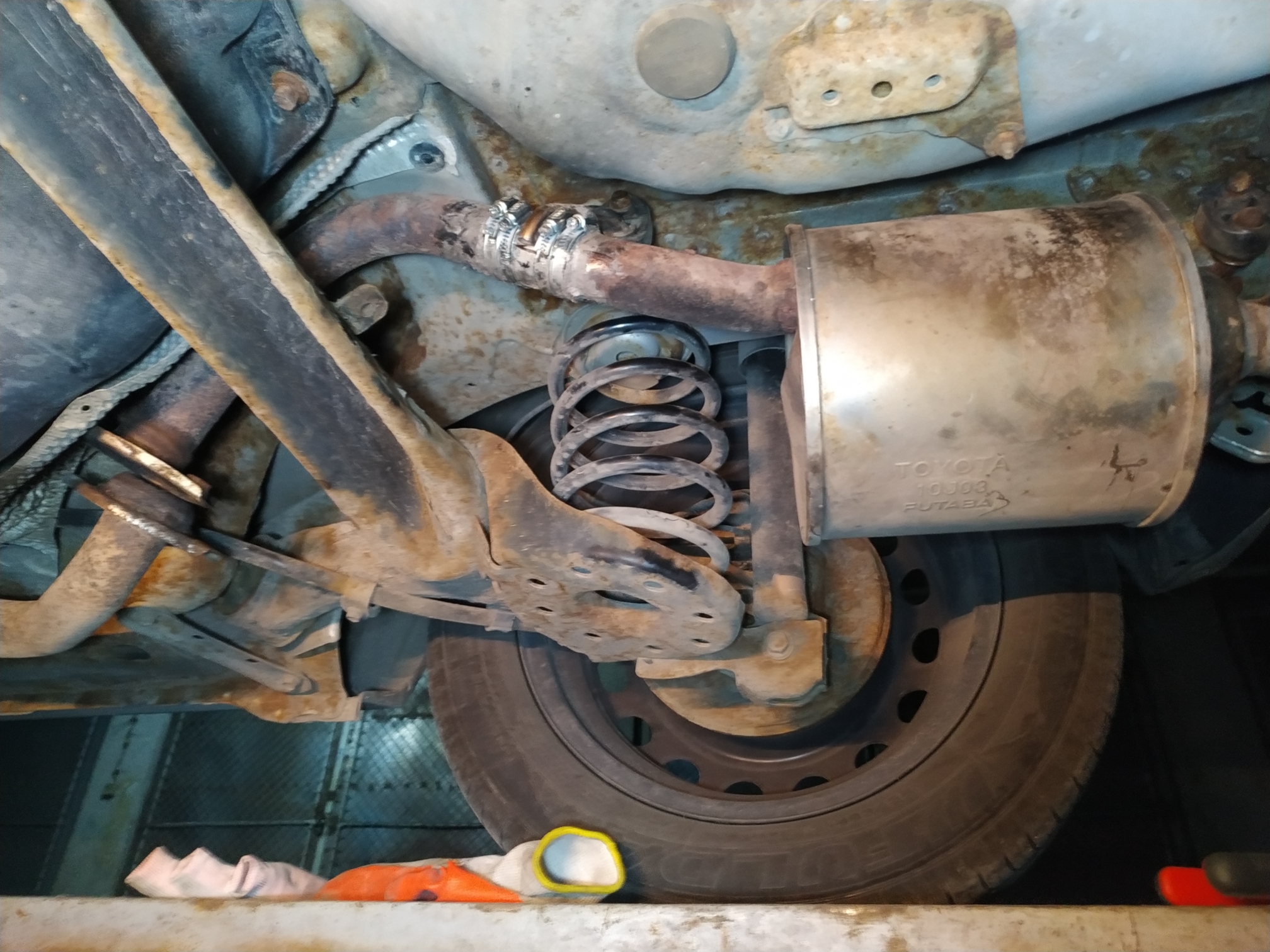 Ауспухът е позициониран на мястото му...