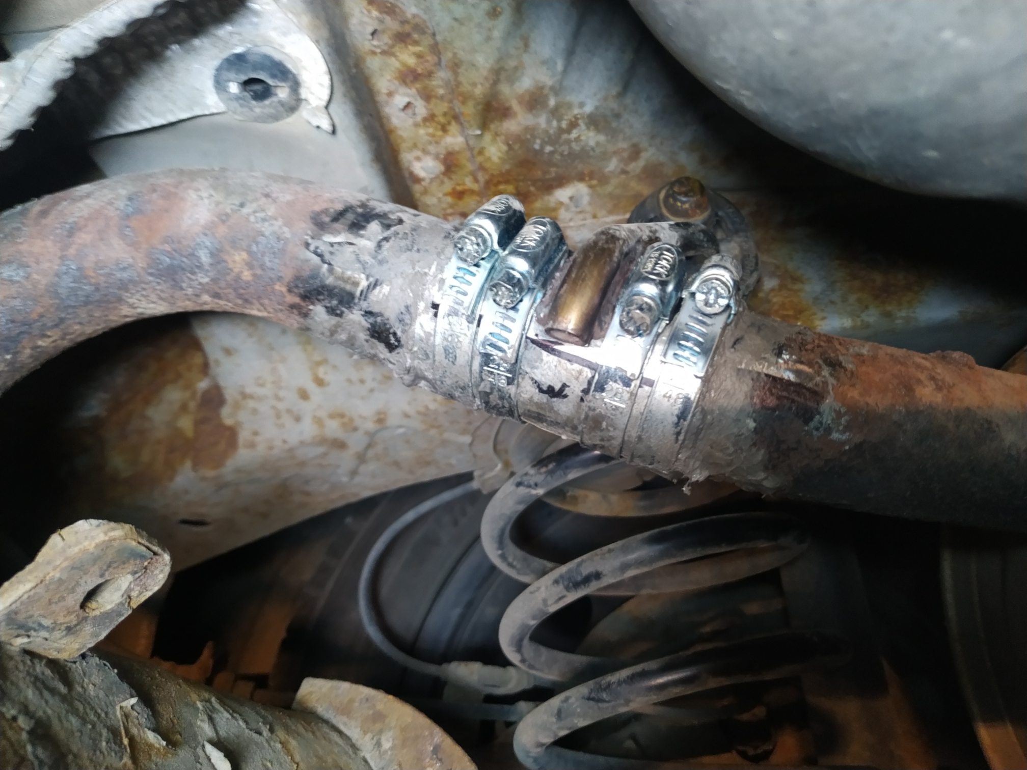 ремонтираното място снимано по-отблизо.