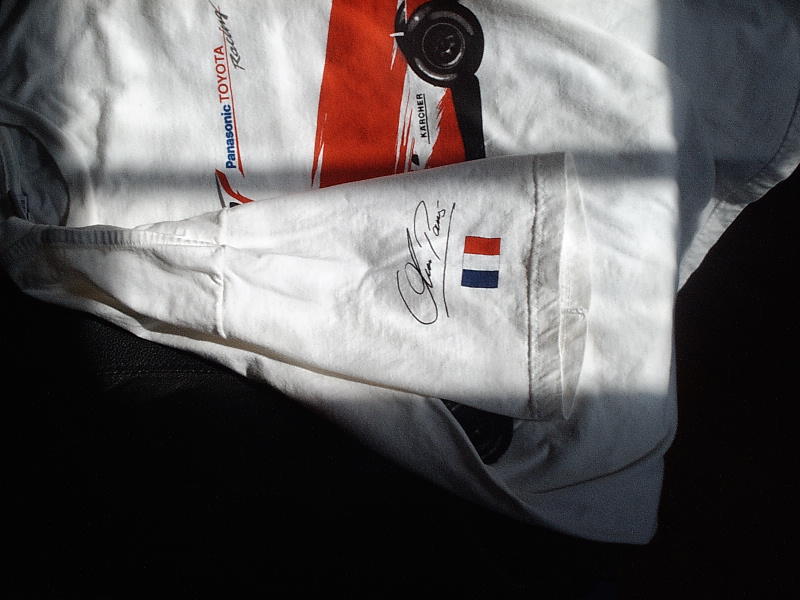 Podpisut na Olivie Panis :-)