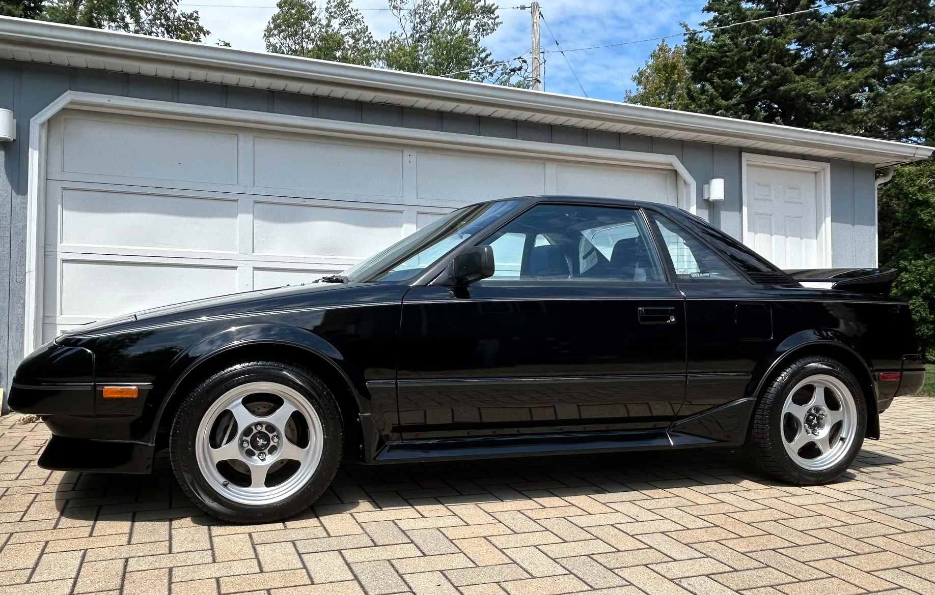 MR2-1.jpg