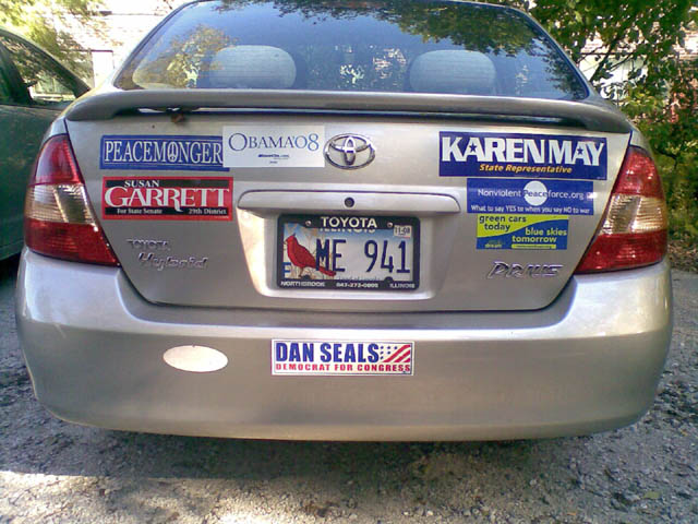 Luda rabota. Beshe na edna baba tazi Toyota.